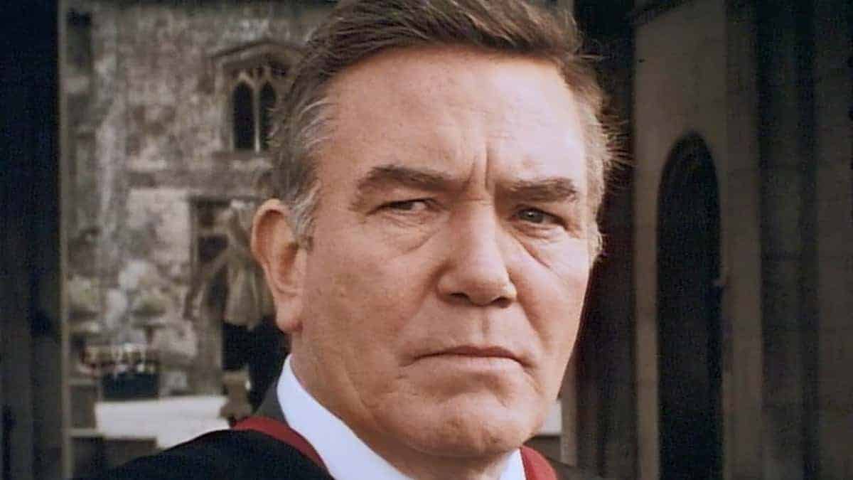 The Browning Version (1994)