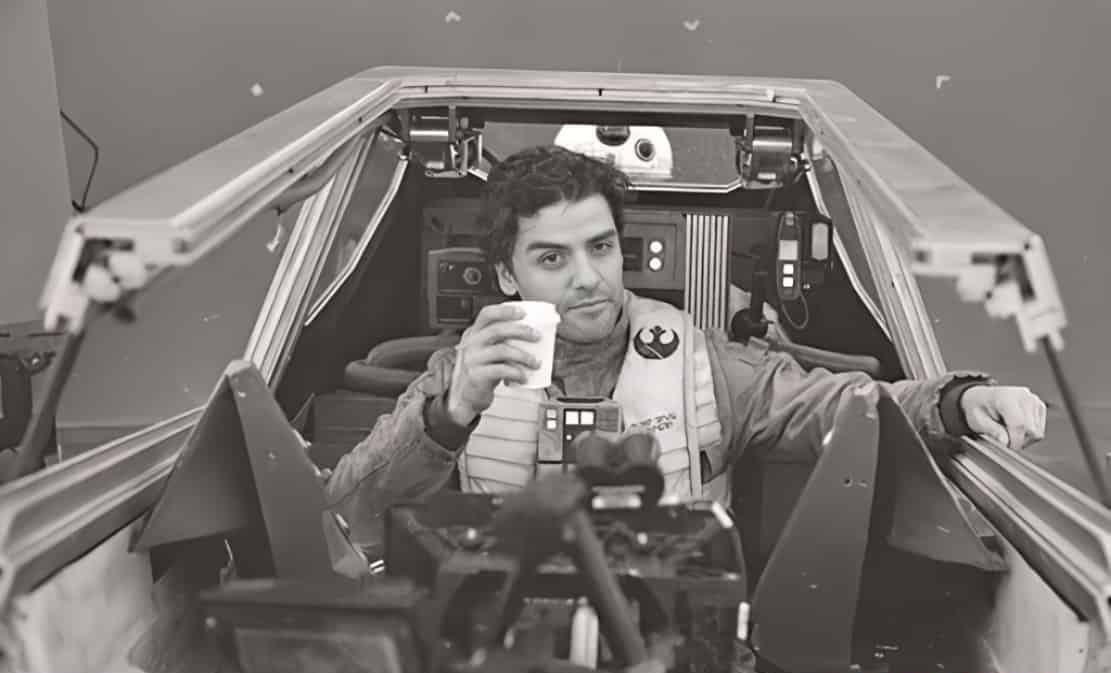 Episode VIII Behind the Scenes