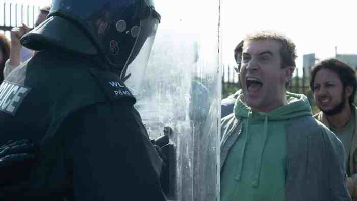 First-look Pictures for the Way (or How to look like a knobhead in one easy step!)