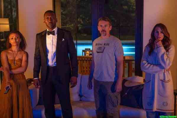 Leave the World Behind (15)