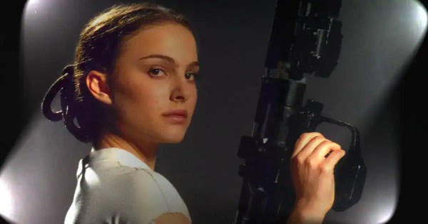 Portman Open to returning to the Star Wars universe?