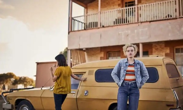 Film Review / The Royal Hotel (2023)