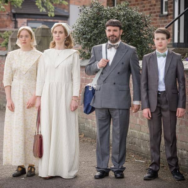 First look images for second series of Everyone Else Burns