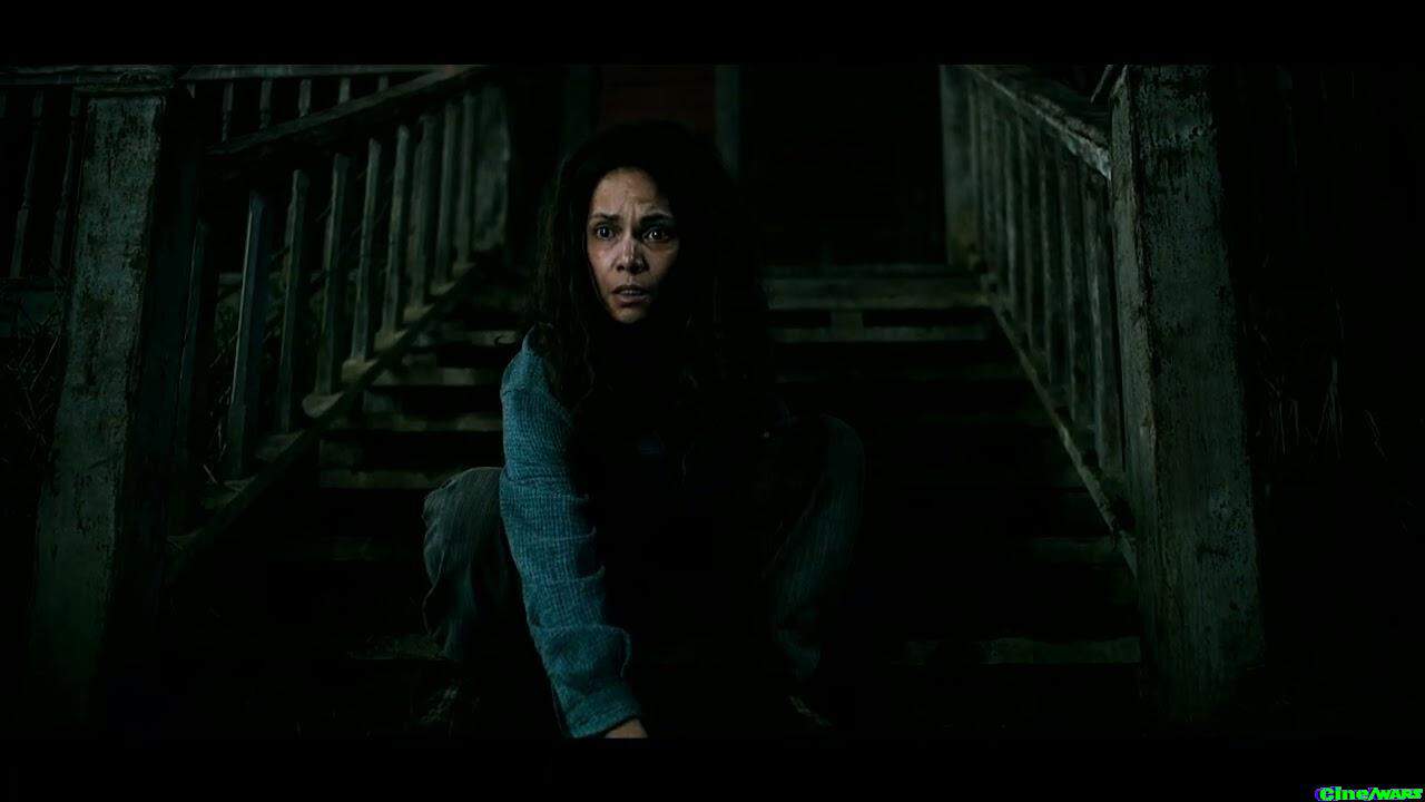 Never Let Go – Clip – Something In The Woods