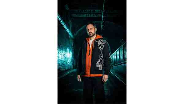 Steven Frayne Brings Miracles To Sky This Christmas