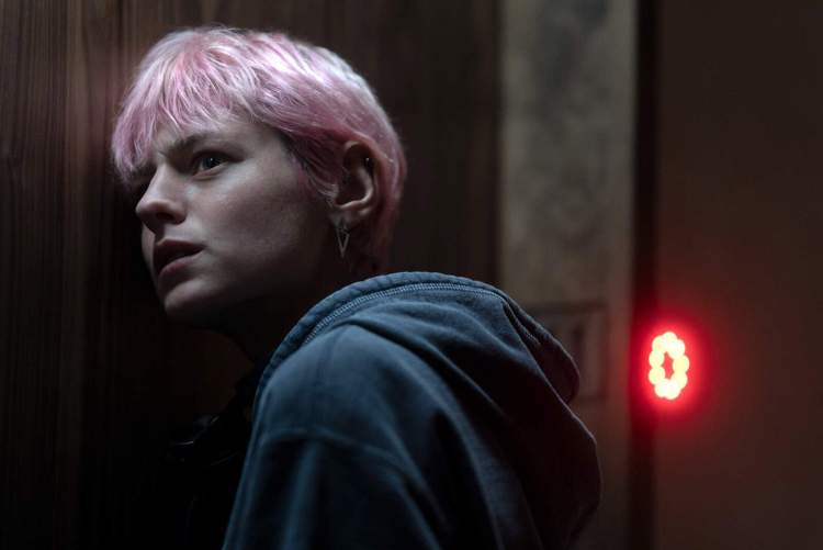 A Murder At The End Of The World To Stream On Itvx