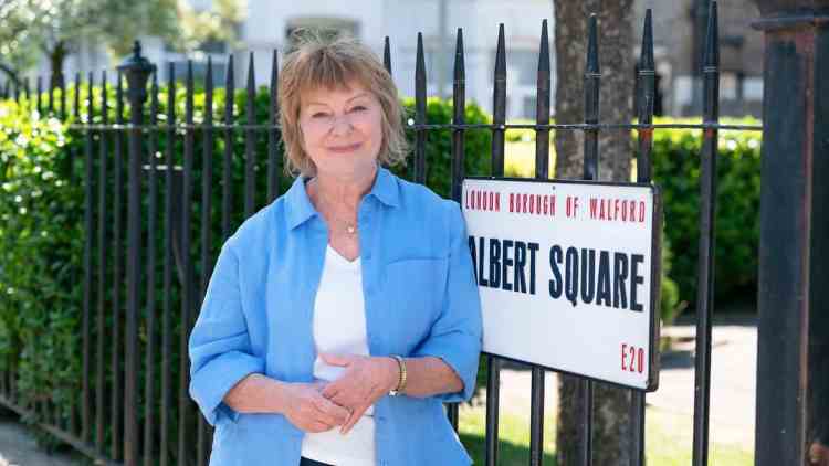 Karen Henthorn Returns To Eastenders