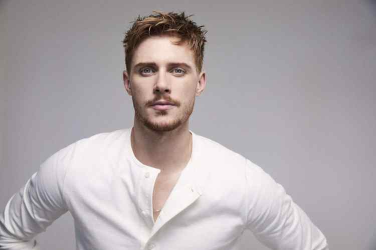 Max Parker Signs On To Play Heimdall